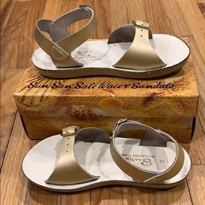 VGUC Sun-San Saltwater Surfer Sandals for Girls